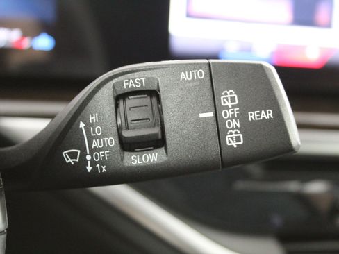 New 2026 BMW X5 xDrive40i w/ Climate Comfort Package image 29