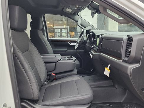 New 2026 GMC Sierra 1500 Elevation w/ LPO, Elevation Black Package image 38