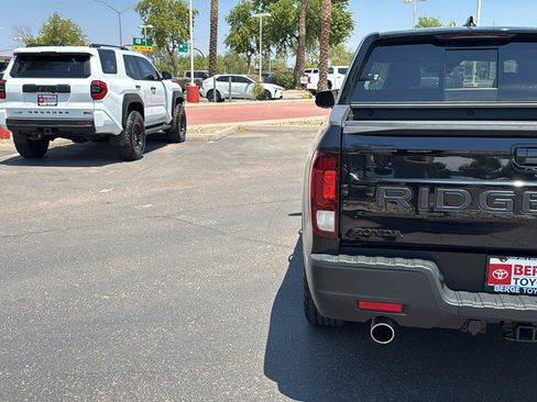 Used 2024 Honda Ridgeline RTL image 8