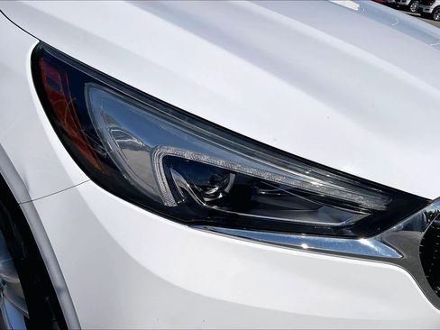 Used 2019 Buick Enclave Essence image 27