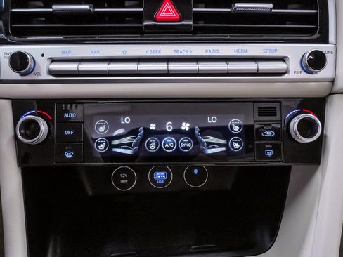 Certified 2026 Genesis G70 2.5T Prestige image 17