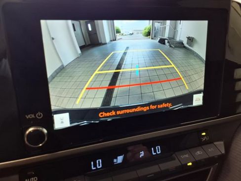 Used 2026 Toyota Camry SE w/ Convenience Package FWD image 10