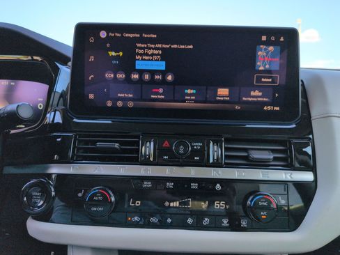 New 2026 Nissan Pathfinder SL image 21