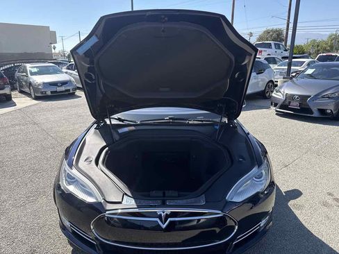 Used 2012 Tesla Model S Performance RWD image 32