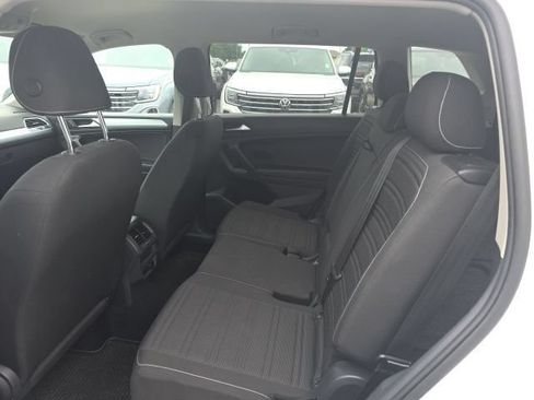 Used 2022 Volkswagen Tiguan S FWD image 7