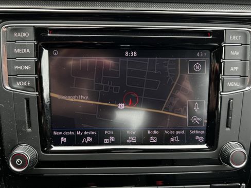 Used 2018 Volkswagen Passat 3.6 SEL Premium image 24