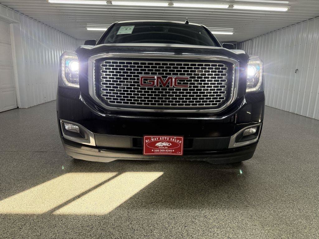 Used 2016 GMC Yukon XL Denali w/ Open Road Package AWD/4WD image 2