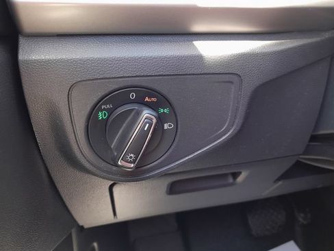 Used 2018 Volkswagen Atlas SE AWD/4WD image 18