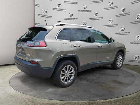 Used 2021 Jeep Cherokee Latitude Plus w/ Sun & Sound Group AWD/4WD image 5