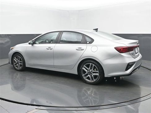Used 2019 Kia Forte S image 3