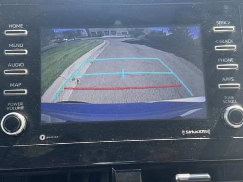 Used 2022 Toyota Camry LE FWD image 12