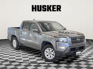 Used 2022 Nissan Frontier SV video 1