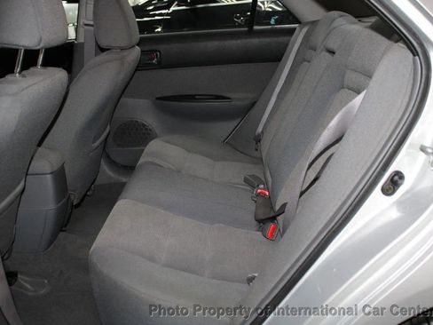 Used 2003 MAZDA MAZDA6 i image 24