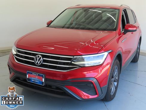 Used 2022 Volkswagen Tiguan SE FWD image 9