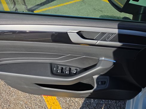 Used 2022 Volkswagen Arteon SE image 6