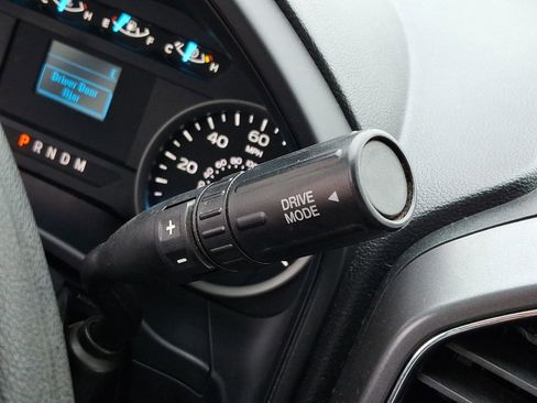 Used 2019 Ford F150 XLT image 14