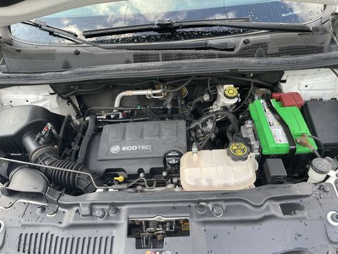 Used 2016 Buick Encore FWD image 40
