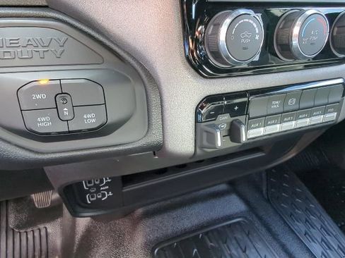New 2026 RAM 3500 Big Horn AWD/4WD image 16