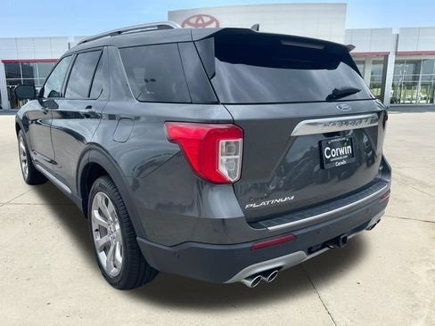 Used 2020 Ford Explorer Platinum AWD/4WD image 3