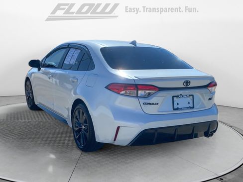 Used 2025 Toyota Corolla SE image 6