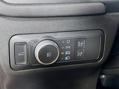 Used 2022 Ford Escape SEL image 11