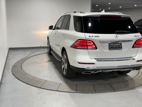 Used 2019 Mercedes-Benz GLE 400 4MATIC image 12