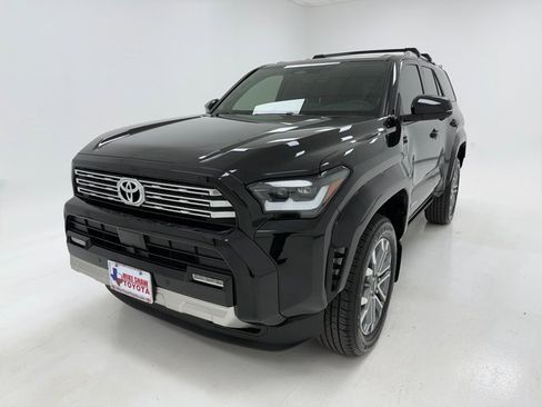 Used 2025 Toyota 4Runner Limited image 4
