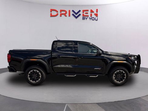 Used 2026 GMC Canyon AT4 w/ AT4 Premium Package AWD/4WD image 3