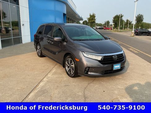 Certified 2021 Honda Odyssey Touring image 8