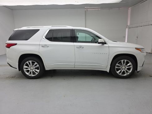 Used 2020 Chevrolet Traverse High Country AWD/4WD image 9