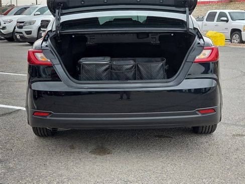 Used 2025 Toyota Camry LE image 13