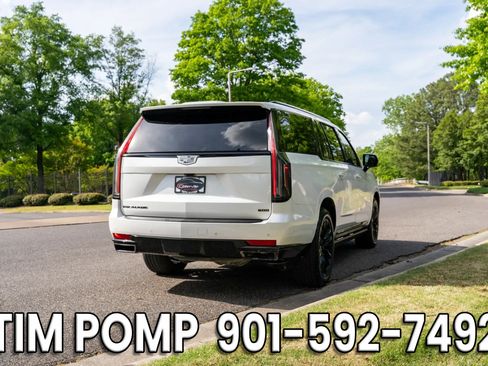 Used 2023 Cadillac Escalade ESV Sport Platinum w/ Heavy-Duty Trailer Package AWD/4WD image 6