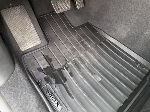 Certified 2023 Acura MDX w/Technology Package image 17