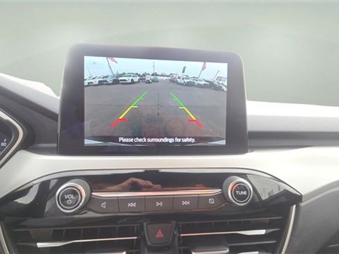 Used 2022 Ford Escape SE image 23