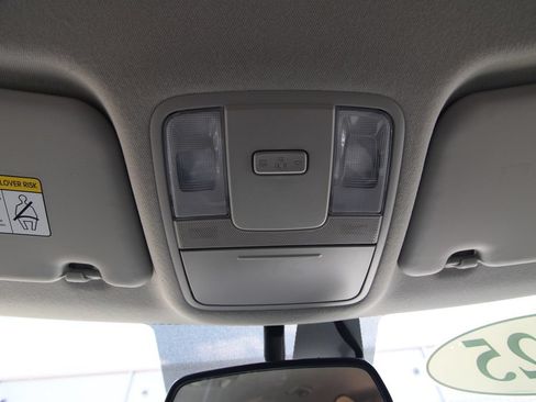 Used 2025 Kia Soul S FWD image 31