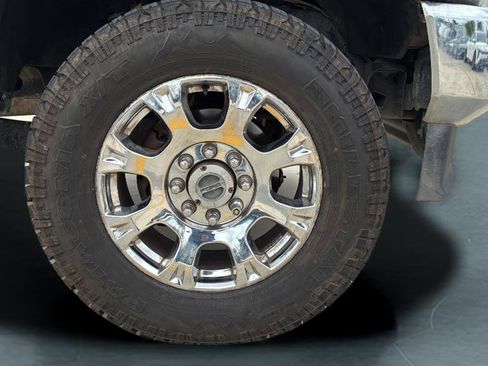 Used 2020 Ford F350 King Ranch w/ King Ranch Ultimate Package AWD/4WD image 41