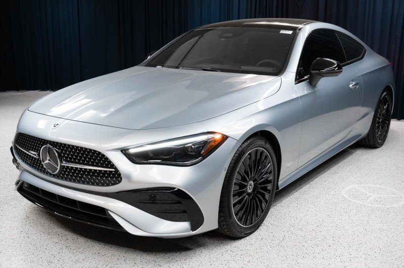 New 2026 Mercedes-Benz CLE 300 4MATIC Coupe image 1