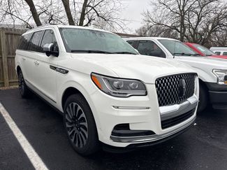 Used 2022 Lincoln Navigator L Black Label video 1