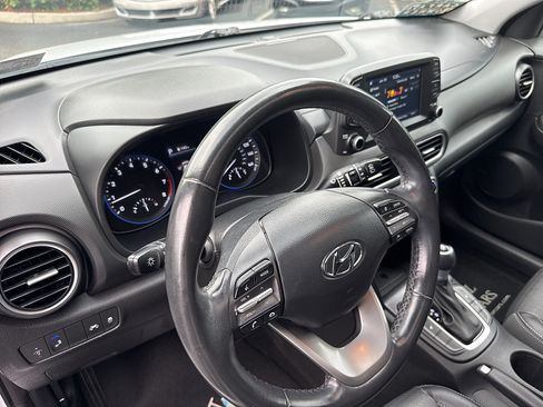 Used 2021 Hyundai Kona Limited AWD/4WD image 42
