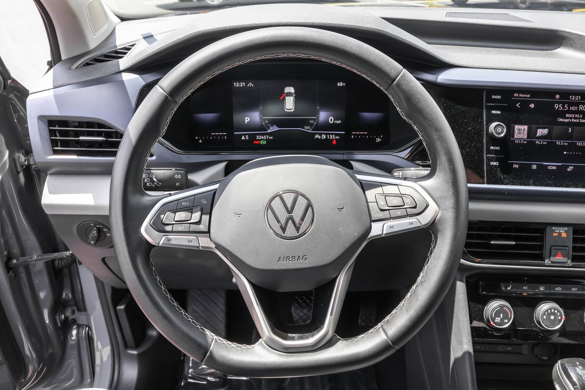 Used 2023 Volkswagen Taos SE AWD/4WD image 26