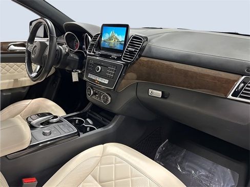 Used 2016 Mercedes-Benz GLE 450 4MATIC Coupe image 9