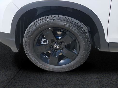 New 2026 Honda Ridgeline Black Edition image 11