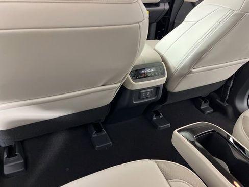 New 2026 Nissan Pathfinder SL w/ SL Premium Package image 45