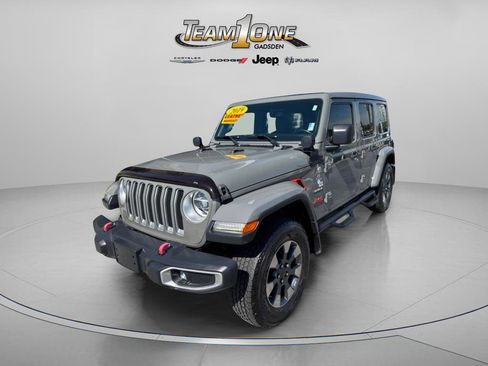 Used 2019 Jeep Wrangler Unlimited Sahara AWD/4WD image 4