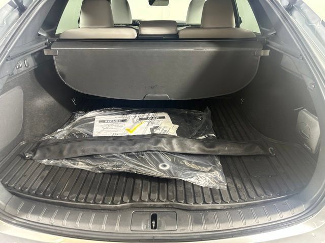 Used 2023 Lexus RX 350 Premium w/ Accessory Package AWD/4WD image 13