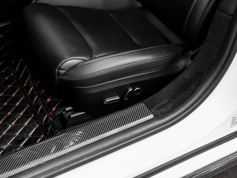 Used 2021 Tesla Model S Plaid image 30