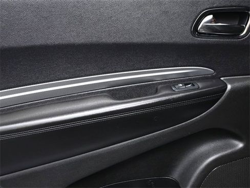 Used 2019 Dodge Durango GT image 13