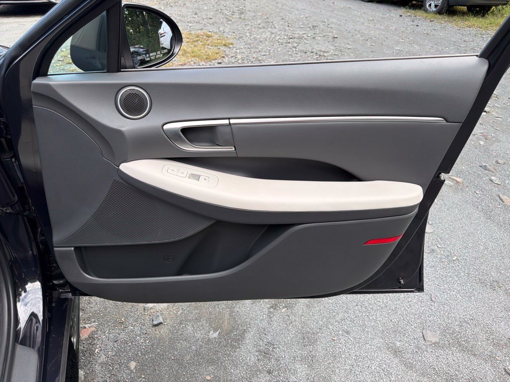 Certified 2023 Hyundai Sonata SEL FWD image 10