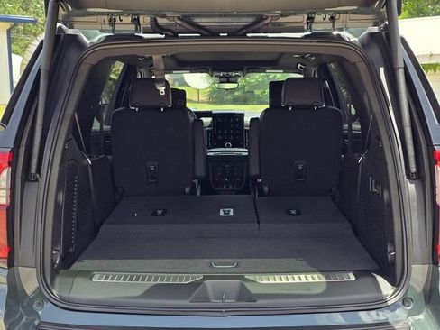 New 2026 GMC Yukon AT4 Ultimate AWD/4WD image 7