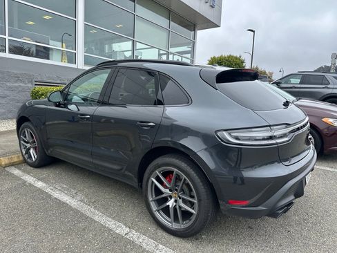Used 2022 Porsche Macan S AWD/4WD image 4